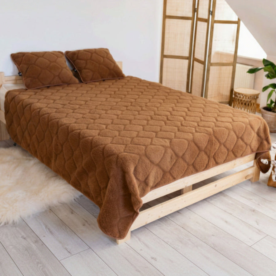 Blanket. Camel wool Enaste, brown